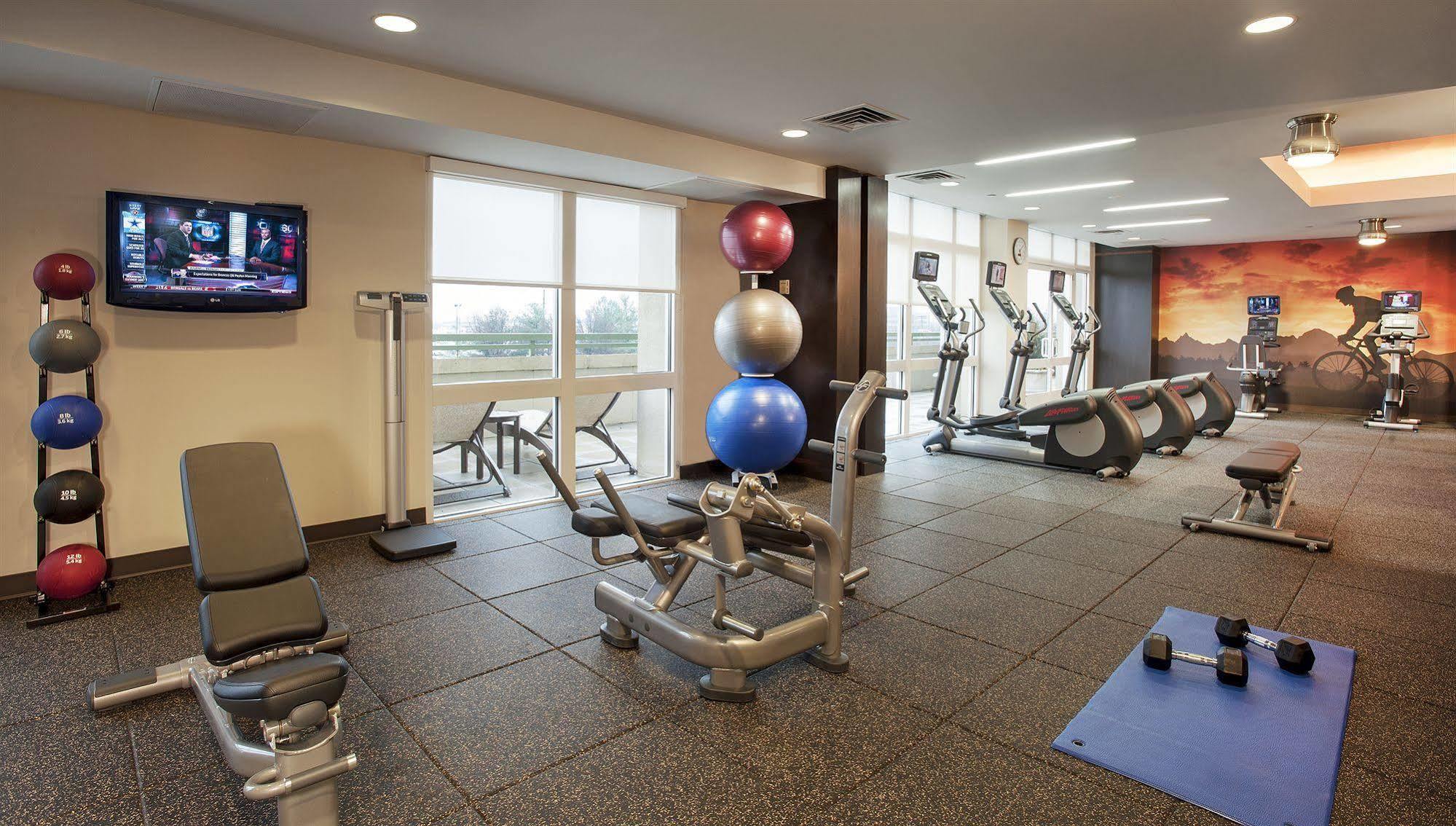 Hotel Courtyard By Marriott Tysons Mclean Tysons Corner Exterior foto